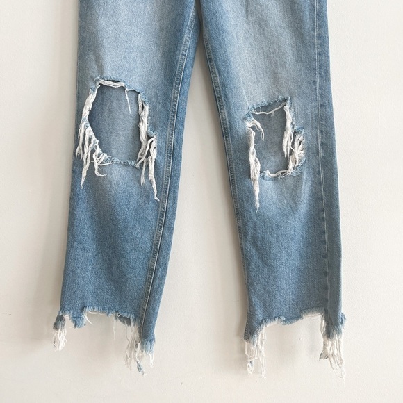 New! WE THE FREE • Maggie Mid-Rise Straight-Leg Jeans in Light Stone - Picture 7 of 12
